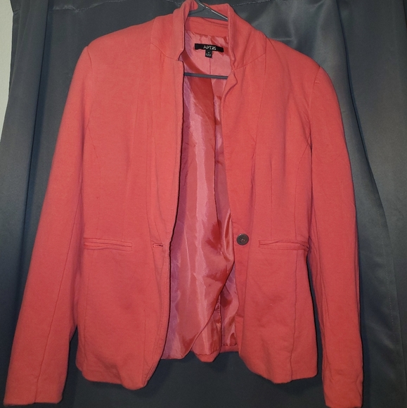 Pink Blazer - Picture 1 of 3